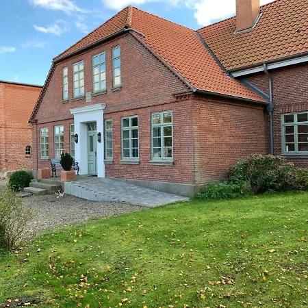 Fehmarn-ostseeferienaltes Bauernhaus 169